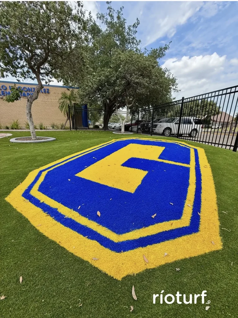 Blue Yellow G — Custom Logos artificial turf by Rioturf Valley